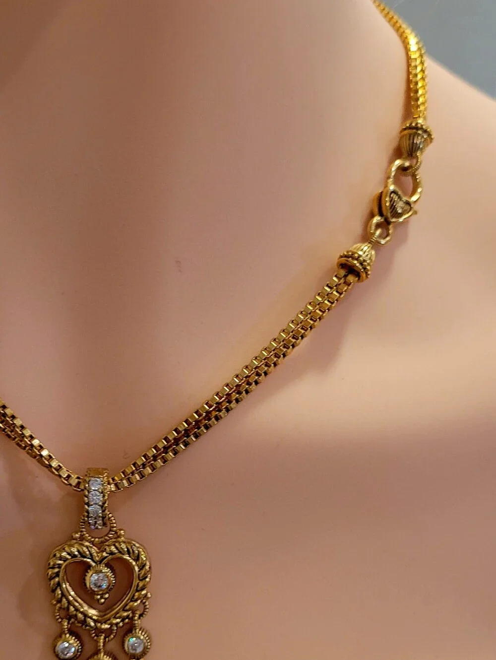 Judith Ripka,Rare Find Signature Textured Gold-tone Heart-Diamonique Necklace 18 - Picture 13 of 17